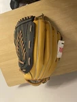 Franklin Softball Glove 22601-13 Right Handed Throwing. Fixed Price $25.99.