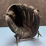Louisville Slugger Bpst 1300 13" Players Series Baseball Glove Lht Pro Pattern. Fixed Price $25.00.