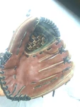 Rawlings Cal Ripken Jr. Baseball Glove RBG92F Rht 1" Baltimore Orioles Vintage. Fixed Price $29.99.