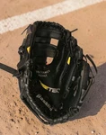 T-ball Glove Franklin Sports 8" Digitek Black/optic Yellow. Rht. Fixed Price $10.01.