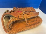 Louisville Slugger Baseball Softball Glove Rob Ventura LPS26F 12.75" Rht. Fixed Price $19.80.