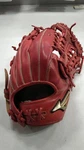 Mizuno Global Elite Softball All-round Gloves For Right-hand Throw. Fixed Price $209.89.