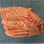 Louisville Slugger GTPS-5 14 Inch Steerhide Leather Lht Baseball Glove. Fixed Price $27.99.