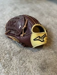 Lefty Mizuno Prime Elite Dk Tan GPE-1200 Lht Glove. Fixed Price $165.00.