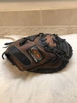 Easton Natural Series NAT5 30 Boy Baseball Catchers Mitt Right Hand Throw. Fixed Price $100.00.
