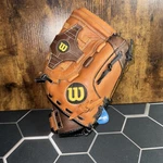 Wilson A0740 FP12 Ecco Leather 12" Rht Fastpitch Softball Glove Mitt A740. Fixed Price $30.00.