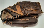 Vintage Louisville Slugger GTPS-5 Pro Leather Baseball Softball Glove Mitt Rht. Fixed Price $29.99.
