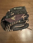 Easton SVSM1250 Right Hand Throw Rht Baseball Softball Glove Professional 12.5. Fixed Price $24.99.