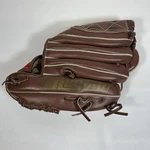 Regent Star Dual Hinge 04116 Baseball Glove Right Hand. Fixed Price $5.95.