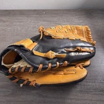 Mizuno Franchise Professional MFR1202G 12" Baseball Glove Right Hand Throw. Fixed Price $24.87.