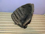 Vtg 1970S Hank Aaron Macgregor Model M11BK Baseball Glove Right Hand. Fixed Price $25.00.