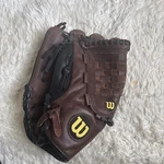 Wilson A0477 11.5" Flex Back Lht Baseball Glove Nwot Top Grain. Fixed Price $29.59.