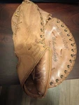 Vintage Wilson 1ST Baseball Glove Model# A2885 Orlando Cepeda Usa. Fixed Price $52.00.