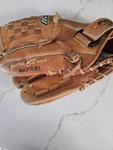 Muzino Mz 1200 Baseball Glove Professional Model Power Lock Right. Fixed Price $24.96.