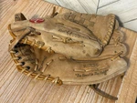 Rawlings RSE36-SIGNATURE Series Ryne Sandburg Glove-rht Basket Web. Fixed Price $19.99.