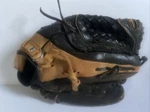 Mizuno Gpp 1076 10.75" Prospect Series Youth Baseball Glove - Rht Black Tan. Fixed Price $18.00.