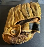 Vintage Wilson Baseball Glove A2910XX. Fixed Price $40.00.