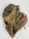 Easton Gs 60 12 Softball/baseball Glove Rht. Fixed Price $19.99.