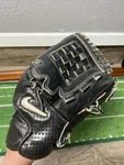 Nike Strobe 1201 Dri Fit Baseball Glove Ultra-light Reactor Technology In Rht. Fixed Price $28.00.