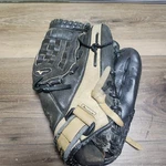 Mizuno Victory Series, Gsp 1201D, Pro Model Baseball Glove 12" Rht. Fixed Price $8.00.