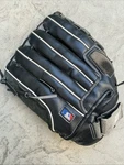Wilson A03RB15B5125R Black & Grey Baseball Glove Mitt 12.5". Fixed Price $24.50.
