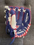 Wilson 10" Glove, Right Hand Throw Rht Chicago Cubs T-ball Youth. Fixed Price $20.00.