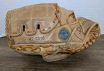 Spalding Softball Glove Left Hand Throw Classic Ez Flex 42-5316 Lht Leather. Fixed Price $22.49.