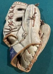 Vintage Spalding Model 42-353 Don Kessinger Autograph Baseball Glove. Fixed Price $8.99.