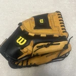 Wilson Baseball Glove A350 Inch Leather Rht Right Hand Throw A0350TR12. Fixed Price $29.99.