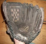 Used Mizuno Mmx 131RG Ballpark 13" Leather Baseball Glove - Right Handed Thrower. Fixed Price $7.99.