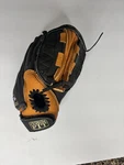 Wilson Baseball T-ball Glove A0425 EZ95 Easy Catch. Fixed Price $12.99.