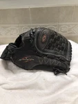 Easton SS125 Boys Fully Broken In 12.5 Baseball Pitchers Glove Right Hand Throw. Fixed Price $85.00.