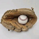 Vintage Louisville Slugger LSG32 Citation Baseball Glove Hillerich & Bradsby Rht. Fixed Price $18.70.