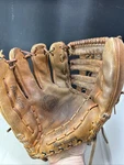 Rh Rare Vintage Macgregor Model KC1PX Baseball Glove. Fixed Price $114.80.