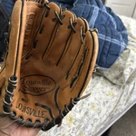 Louisville Slugger LF1200M Model Baseball Glove Rht Right Hand Thrower.. Fixed Price $30.00.