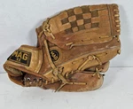 Vintage Mag Ii M-2497 11 1/2" Top Grain Leather Infield Baseball Glove Rht. Fixed Price $19.00.