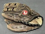 Louisville Slugger Tpx Glove Lht Model GPTX-17 12", Pre-owned. Fixed Price $22.05.