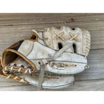 Louisville Slugger Baseball Glove Star Player LSG50 Rht Tan Cream Good. Fixed Price $25.95.