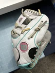 Wilson T-ball A200 Ez Catch Right Hand Throw Silver/white/teal. Fixed Price $26.00.