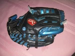 Rawlings LS95B 9-1/2 Inches Lightning Series Glove With Free Shipping. Fixed Price $20.00.