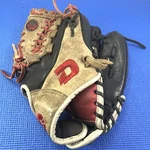 Demarini Insane 11.75 Baseball Softball Glove Right Hand Throw Rh. Fixed Price $49.95.