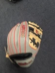 Wilson A2000 PF88 Pro Stock Baseball Glove WBW1009701175 11.25" - Rh. Fixed Price $279.00.