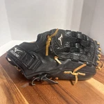 Mizuno GPL-1150 D2 11.5 Youth Baseball Pitchers Glove Right Hand Throw. Fixed Price $30.00.