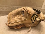 Mizuno MVP-1225 Vintage Pro 12.25 Pitchers Baseball Softball Glove Left Throw. Fixed Price $75.00.