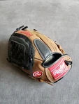 Rawlings 12" Baseball Glove D120BB. Excellent Condition, Appears Unused. Fixed Price $24.00.