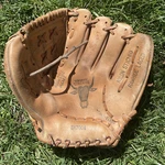 Vintage National Sporting Goods Corp Leather Baseball Glove SK-7004 10 Rht. Fixed Price $13.95.
