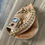 2010 Era Macgregor MCCM100X Catchers Mitt Deep Pocket Scoop Toe Arc. Fixed Price $30.00.