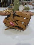 Rawlings Nolan Arenado Model Youth Baseball Glove Mitt MPL105NA Leather Rht. Fixed Price $18.95.
