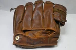 Vintage Wilson Baseball Glove Hawk Frank Thomas 1947-ISH A2184. Fixed Price $65.00.