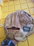 Regent Catchers Mitt 00124 Custom Handcrafted Eagle Leather Youth Rht. Fixed Price $35.00.